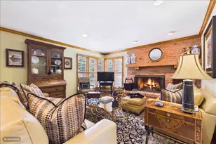 120 W Blackthorn Ln, Lake Forest, IL 60045 - Photo 9