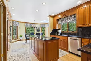120 W Blackthorn Ln, Lake Forest, IL 60045 - Photo 11