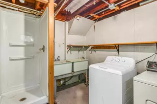420 N Hugh St, Plano, IL 60545 - Photo 25