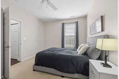 1032 Swift Road #1B, Glen Ellyn, IL 60137 - Photo 9