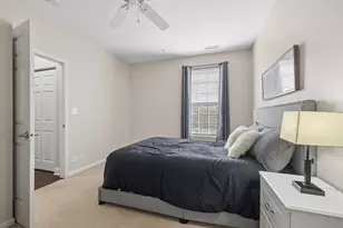 1032 Swift Rd, Glen Ellyn, IL 60137 - Photo 9