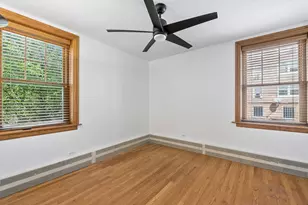2422 W Farragut Ave, Chicago, IL 60625 - Photo 17