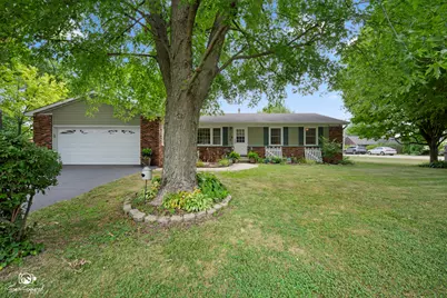 104 S Grundy Street, Gardner, IL 60424 - Photo 1
