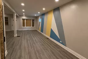 7921 S Ridgeland Ave, Chicago, IL 60617 - Photo 3