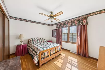27W215 Oakwood Street, Winfield, IL 60190 - Photo 17
