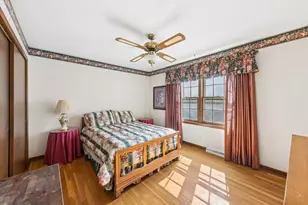 27W215 Oakwood St, Winfield, IL 60190 - Photo 17