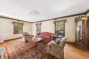 27W215 Oakwood St, Winfield, IL 60190 - Photo 7