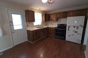 314 Sheridan St, Park Forest, IL 60466 - Photo 3