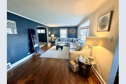 9439 S Saint Louis Avenue, Evergreen Park, IL 60805 - Photo 11