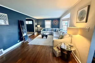 9439 S St Louis Ave, Evergreen Park, IL 60805 - Photo 11