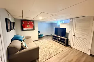 9439 S St Louis Ave, Evergreen Park, IL 60805 - Photo 29
