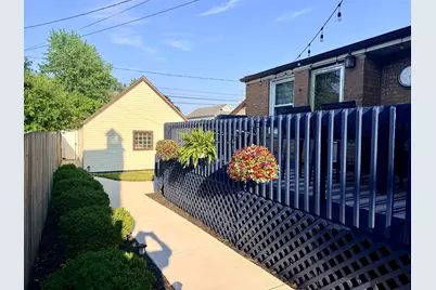 9439 S Saint Louis Avenue, Evergreen Park, IL 60805 - Photo 33