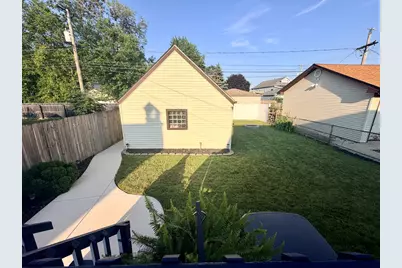 9439 S Saint Louis Avenue, Evergreen Park, IL 60805 - Photo 31