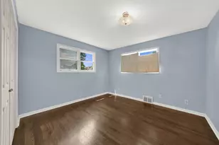 4933 S Lockwood Ave, Chicago, IL 60638 - Photo 11