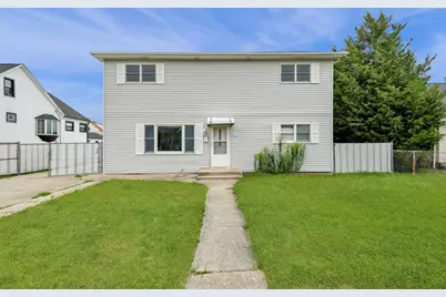 4933 S Lockwood Avenue, Chicago, IL 60638 - Photo 1
