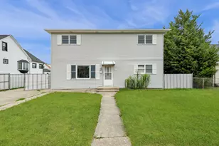 4933 S Lockwood Ave, Chicago, IL 60638 - Photo 1