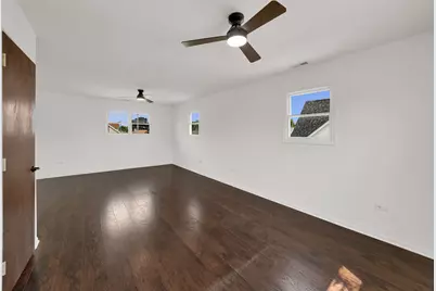4933 S Lockwood Avenue, Chicago, IL 60638 - Photo 17