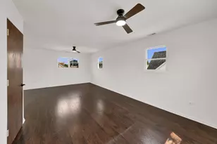 4933 S Lockwood Ave, Chicago, IL 60638 - Photo 17
