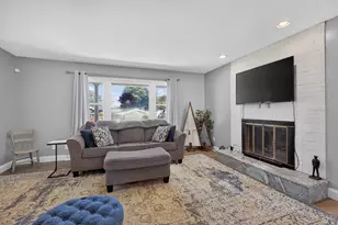 821 King Arthur Ln, Ottawa, IL 61350 - Photo 11