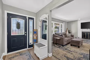 821 King Arthur Ln, Ottawa, IL 61350 - Photo 7