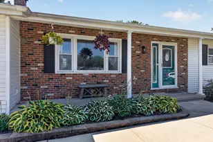 821 King Arthur Ln, Ottawa, IL 61350 - Photo 3