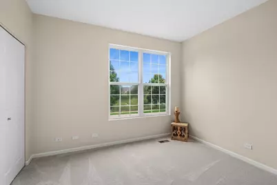 886 Cherry Creek Drive, Grayslake, IL 60030 - Photo 13