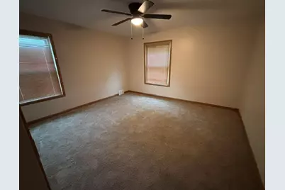 471 S Center Avenue, Bradley, IL 60915 - Photo 11