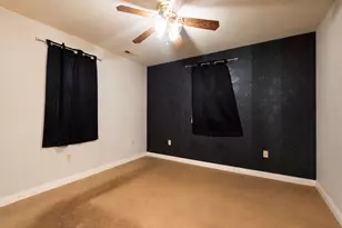 1612 Burry Cir Dr, Crest Hill, IL 60403 - Photo 5