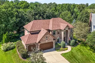 621 Sheffield Cir, Sugar Grove, IL 60554 - Photo 3
