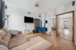2530 S 58th Ct, Cicero, IL 60804 - Photo 9