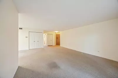 546 Banyon Lane #B, La Grange, IL 60525 - Photo 5