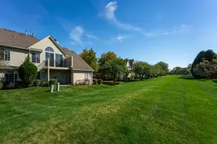 358 Ashford Cir, Bartlett, IL 60103 - Photo 29