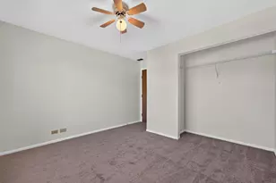 358 Ashford Cir, Bartlett, IL 60103 - Photo 19