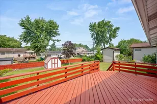 7504 Churchill Dr, Hanover Park, IL 60133 - Photo 37