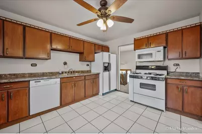 7504 Churchill Drive, Hanover Park, IL 60133 - Photo 9