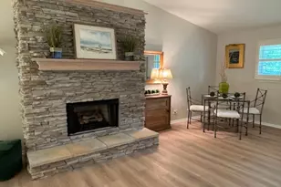 828 N Glenn Dr, Palatine, IL 60074 - Photo 5