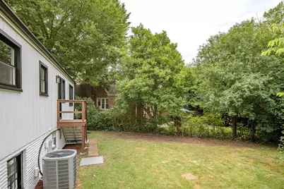 605 Selborne Road, Riverside, IL 60546 - Photo 23
