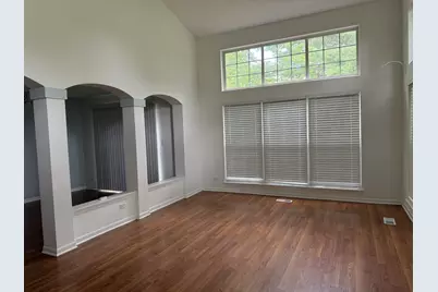 794 Old Checker Road #0, Buffalo Grove, IL 60089 - Photo 3