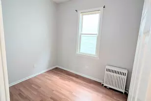 8125 S Escanaba Ave, Chicago, IL 60617 - Photo 3
