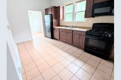 8125 S Escanaba Avenue #2, Chicago, IL 60617 - Photo 7