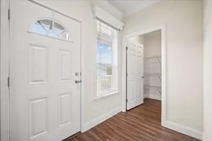 1537 Colt Ln, Grayslake, IL 60030 - Photo 5