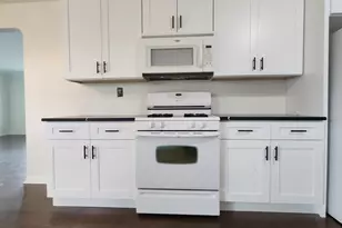 12241 Rexford St, Alsip, IL 60803 - Photo 7