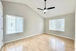 1950 Middlebury Dr, Aurora, IL 60503 - Photo 7