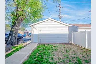 105 N 12th Avenue, Melrose Park, IL 60160 - Photo 39