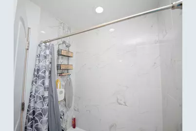 105 N 12th Avenue, Melrose Park, IL 60160 - Photo 25