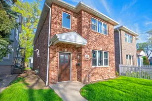 105 N 12th Ave, Melrose Park, IL 60160 - Photo 1
