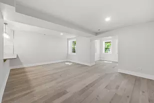 6335 N Magnolia Ave, Chicago, IL 60660 - Photo 3