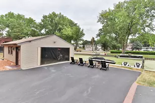 717 Monterrey Terrace, McHenry, IL 60051 - Photo 3