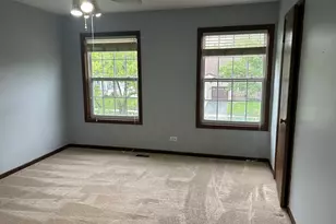 1804 DeForest Ln, Hanover Park, IL 60133 - Photo 11