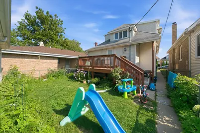 5704 W Newport Avenue, Chicago, IL 60634 - Photo 29